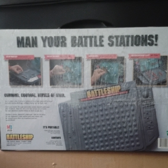 1998 Hasbro Black and Gray Battle Ship Game - Picture 4 of 5
